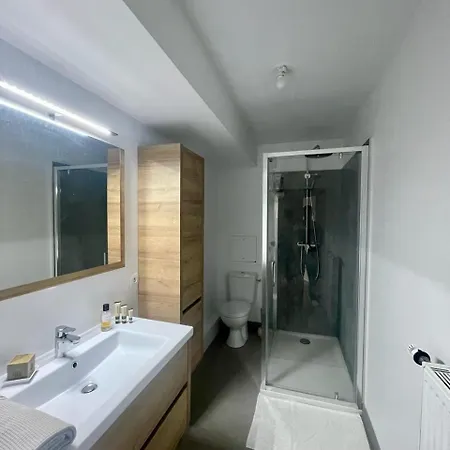 Chic Pres De La Defense A 30 Mn Des Champs Elysees Apartment